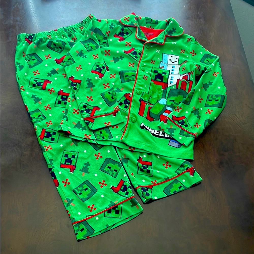 Minecraft Pajamas Size Small